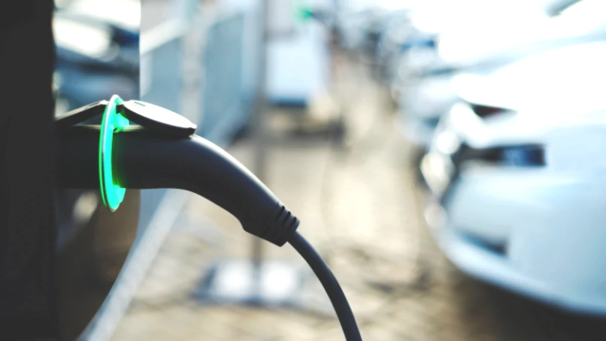 what-to-know-when-buying-an-electric-car-through-a-limited-company-1200x675.png